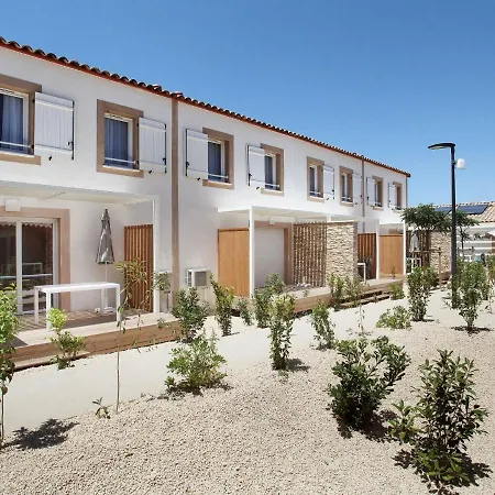 Modern Near The Mortes *